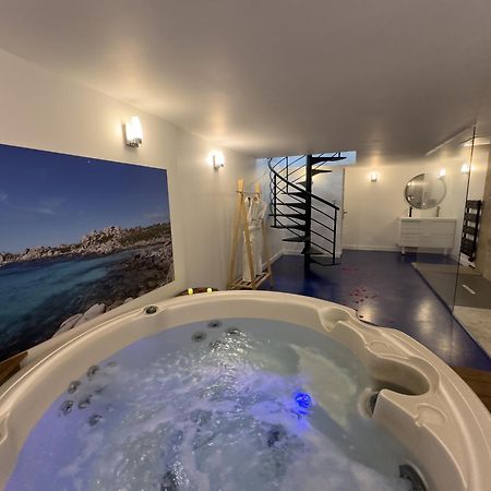 Mieuxqualhotel Jacuzzi Privatif La Parenthese Bordeaux Exterior photo